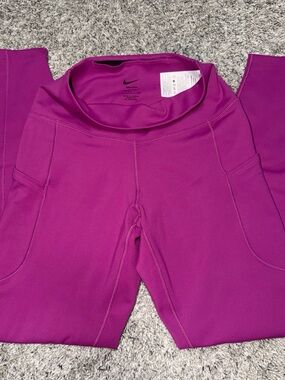 Nike Womans Fuchsia Performance Leggings